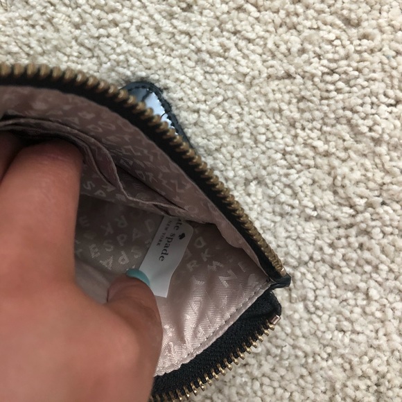 🌟 AUTHENTIC KATE SPADE CLUTCH 🌟 - Picture 5 of 5